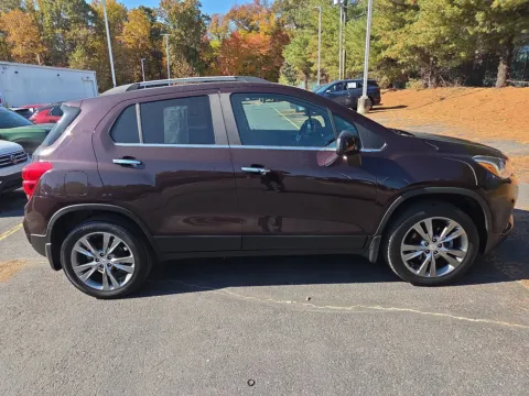 Photos of 2020 Chevrolet Trax LT for sale in Hamburg, PA at Outten Chevrolet of Hamburg