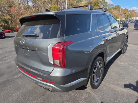 Another view of 2023 Hyundai Palisade Limited for sale in Hamburg, PA at Outten Chevrolet of Hamburg