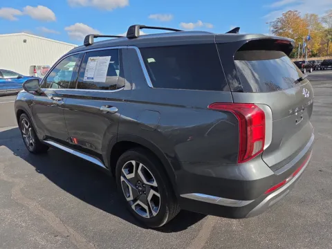 More photos of 2023 Hyundai Palisade Limited at Outten Chevrolet of Hamburg, PA