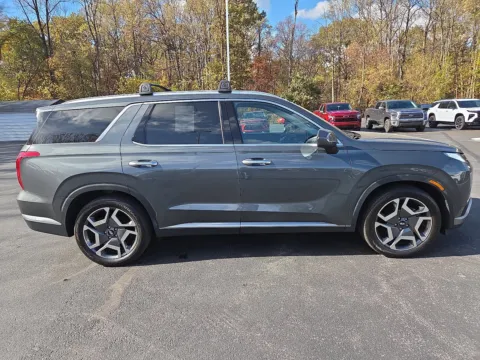 Photos of 2023 Hyundai Palisade Limited for sale in Hamburg, PA at Outten Chevrolet of Hamburg