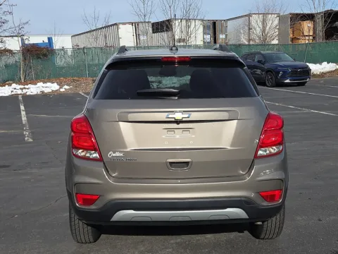 More photos of 2022 Chevrolet Trax LT at Outten Chevrolet of Hamburg, PA