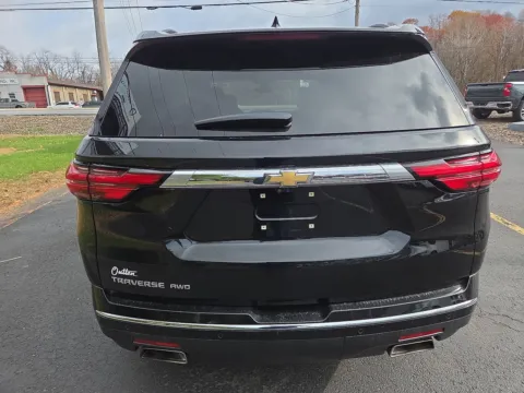 More photos of 2023 Chevrolet Traverse High Country at Outten Chevrolet of Hamburg, PA