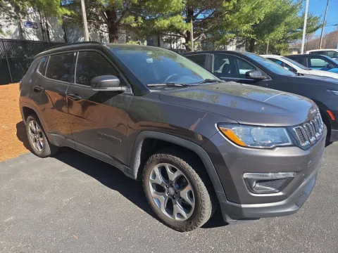 Gray 2020 Jeep Compass Limited for sale in Hamburg, PA