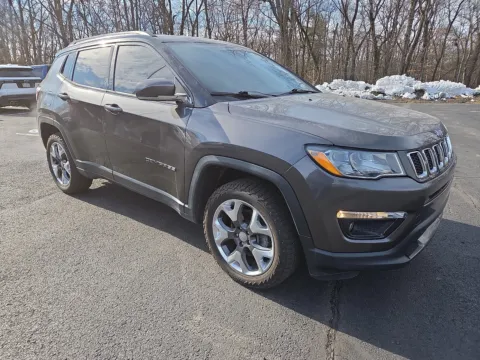 Gray 2020 Jeep Compass Limited for sale in Hamburg, PA