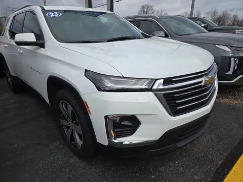 White 2023 Chevrolet Traverse LT Leather for sale in Hamburg, PA