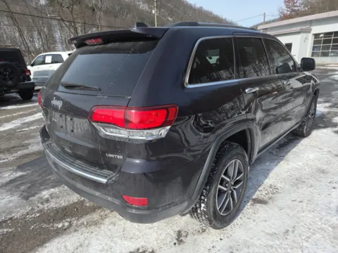 Another view of 2021 Jeep Grand Cherokee Limited for sale in Tamaqua, PA at Outten Chrysler Dodge Jeep Ram of Tamaqua