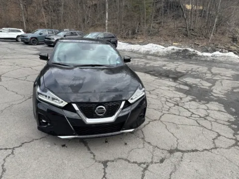 Black 2020 Nissan Maxima SR for sale in Tamaqua, PA