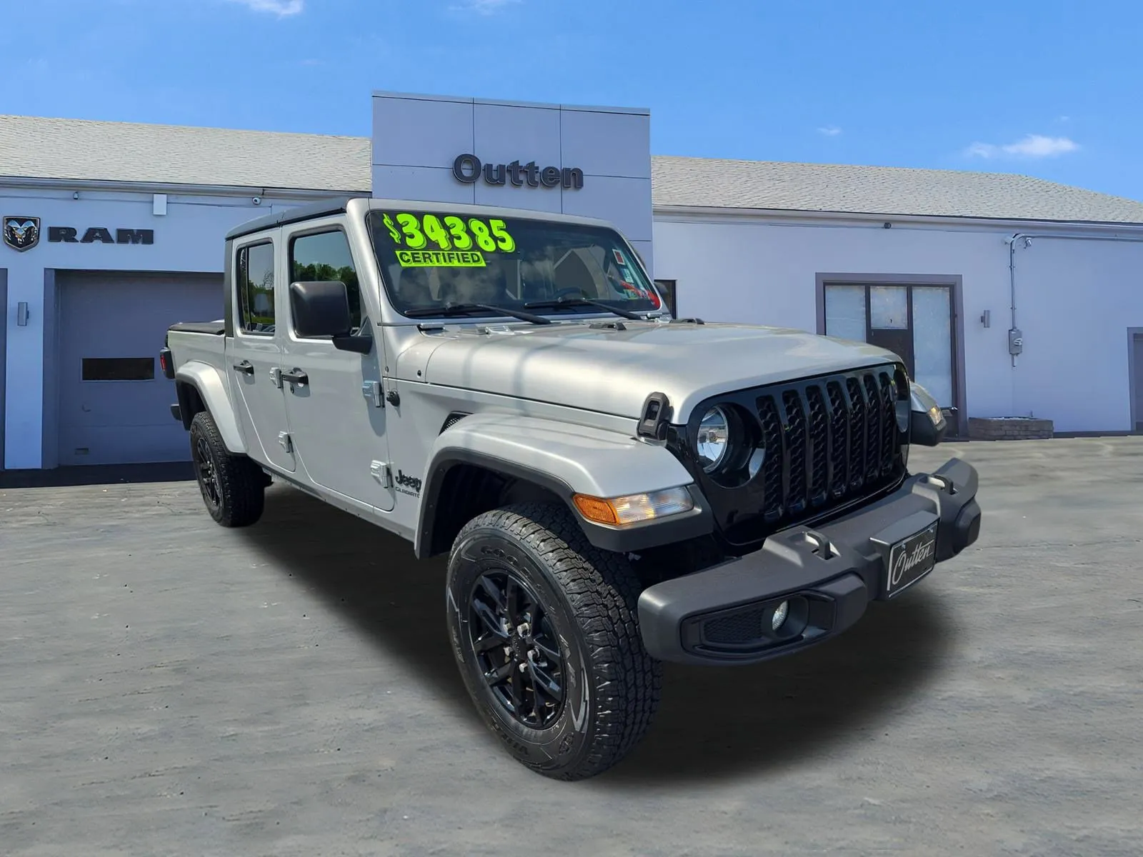 Silver 2022 Jeep Gladiator Altitude for sale in Tamaqua, PA