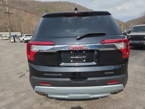 More photos of 2021 GMC Acadia SLE at Outten Chrysler Dodge Jeep Ram of Tamaqua, PA