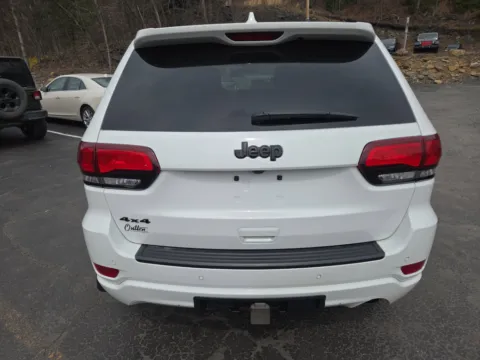 More photos of 2021 Jeep Grand Cherokee Laredo X at Outten Chrysler Dodge Jeep Ram of Tamaqua, PA