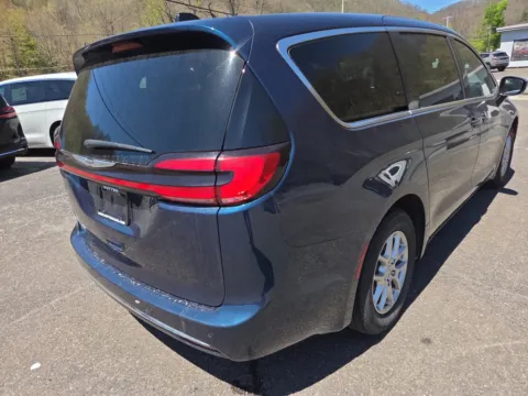 Another view of 2025 Chrysler Pacifica Select for sale in Tamaqua, PA at Outten Chrysler Dodge Jeep Ram of Tamaqua