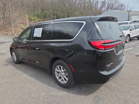 More photos of 2023 Chrysler Pacifica Touring L at Outten Chrysler Dodge Jeep Ram of Tamaqua, PA