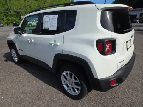 More photos of 2020 Jeep Renegade Latitude at Outten Chrysler Dodge Jeep Ram of Tamaqua, PA