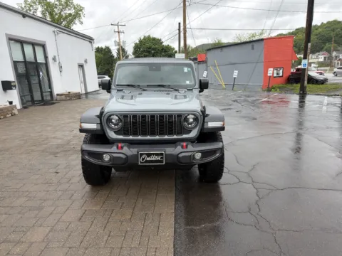 Gray 2024 Jeep Wrangler Rubicon for sale in Tamaqua, PA