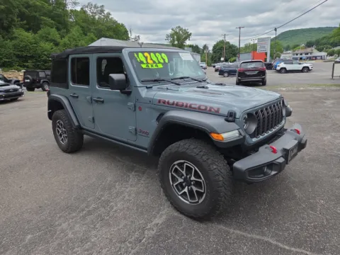 Gray 2024 Jeep Wrangler Rubicon for sale in Tamaqua, PA