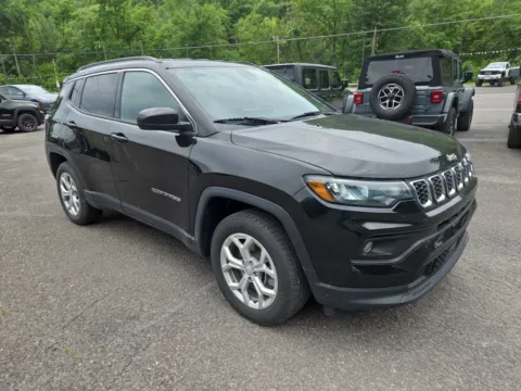 Black 2024 Jeep Compass Latitude for sale in Tamaqua, PA