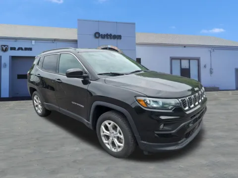Black 2024 Jeep Compass Latitude for sale in Tamaqua, PA