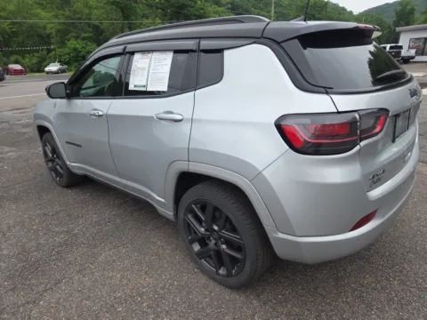 More photos of 2024 Jeep Compass Limited at Outten Chrysler Dodge Jeep Ram of Tamaqua, PA