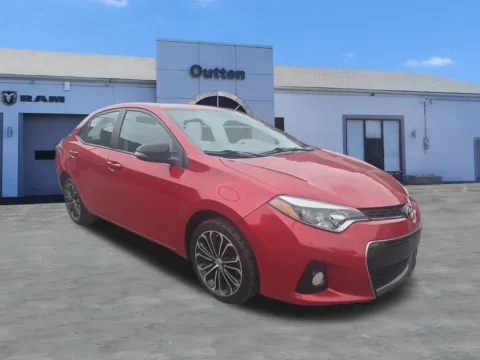 Red 2015 Toyota Corolla S for sale in Tamaqua, PA