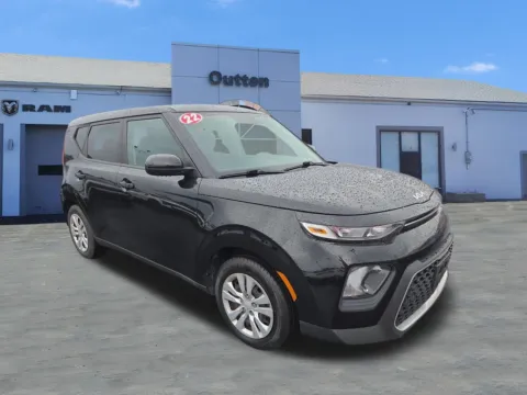 Black 2022 Kia Soul LX for sale in Tamaqua, PA