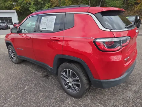 More photos of 2019 Jeep Compass Latitude at Outten Chrysler Dodge Jeep Ram of Tamaqua, PA