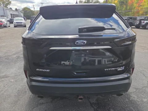 More photos of 2020 Ford Edge Titanium at Outten Chrysler Dodge Jeep Ram of Tamaqua, PA