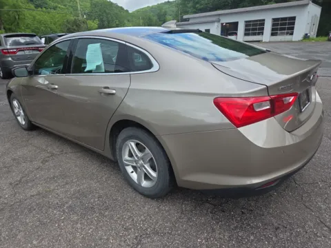 More photos of 2024 Chevrolet Malibu LT at Outten Chrysler Dodge Jeep Ram of Tamaqua, PA