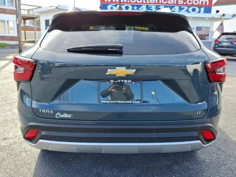 More photos of 2025 Chevrolet Trax FWD LT at Outten Chevrolet Allentown, PA