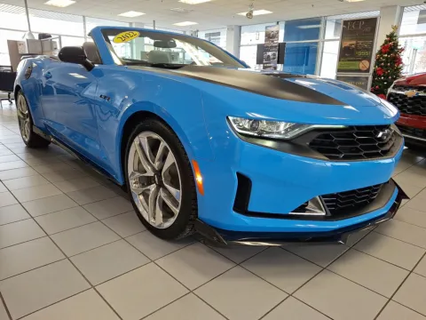 More photos of 2022 Chevrolet Camaro RWD Convertible LT1 at Outten Chevrolet Allentown, PA