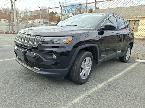 Black 2022 Jeep Compass Latitude 4x4 for sale in Allentown, PA