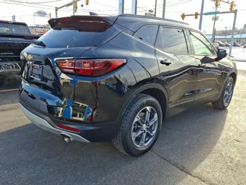 More photos of 2024 Chevrolet Blazer AWD 3LT at Outten Chevrolet Allentown, PA