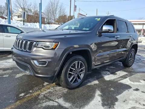 Gray 2020 Jeep Grand Cherokee Limited 4X4 for sale in Allentown, PA
