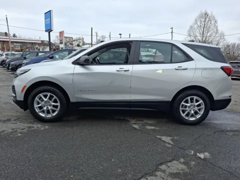 Photos of 2022 Chevrolet Equinox AWD LS for sale in Allentown, PA at Outten Chevrolet Allentown