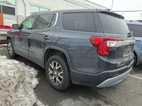 More photos of 2020 GMC Acadia SLE at Outten Chevrolet Allentown, PA