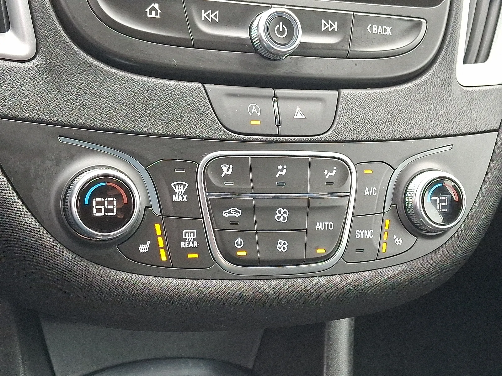2024 Chevrolet Malibu 1LT - Photo 16