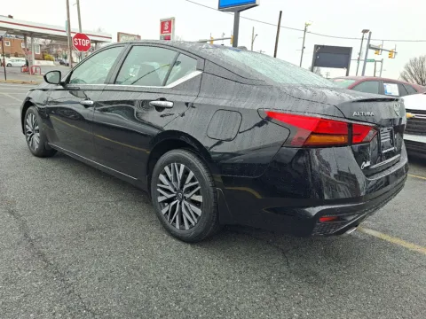 Photos of 2024 Nissan Altima SV Intelligent AWD for sale in Allentown, PA at Outten Chevrolet Allentown