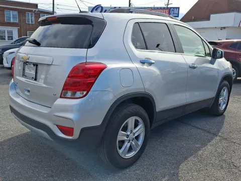More photos of 2019 Chevrolet Trax LT at Outten Chevrolet Allentown, PA