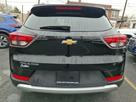 More photos of 2025 Chevrolet Trailblazer FWD LT at Outten Chevrolet Allentown, PA