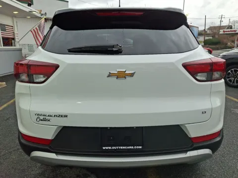 More photos of 2025 Chevrolet Trailblazer FWD LT at Outten Chevrolet Allentown, PA