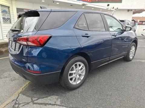 More photos of 2022 Chevrolet Equinox AWD LS at Outten Chevrolet Allentown, PA