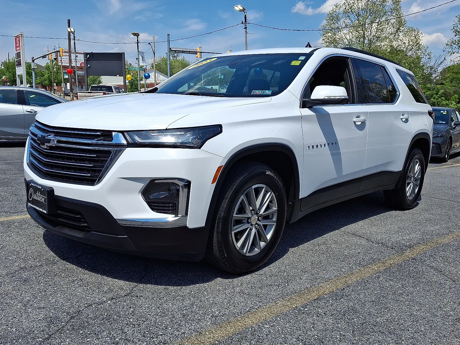White 2023 Chevrolet Traverse AWD LT Leather for sale in Allentown, PA