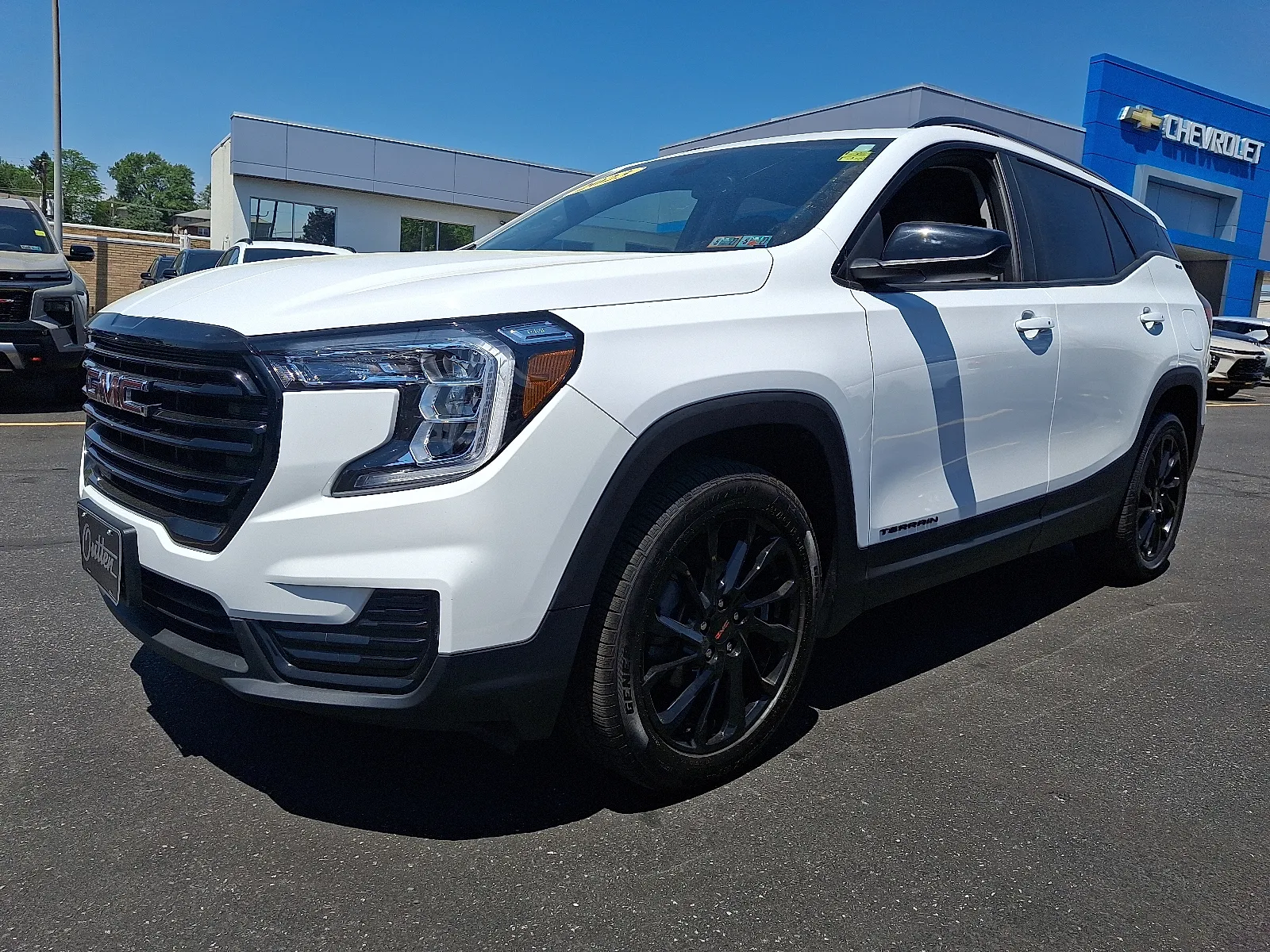 White 2023 GMC Terrain AWD SLE for sale in Allentown, PA