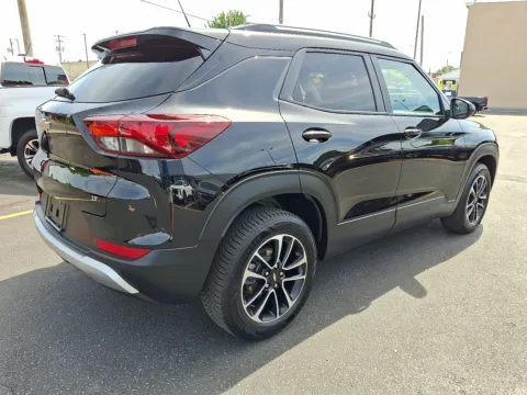 More photos of 2025 Chevrolet Trailblazer AWD LT at Outten Chevrolet Allentown, PA