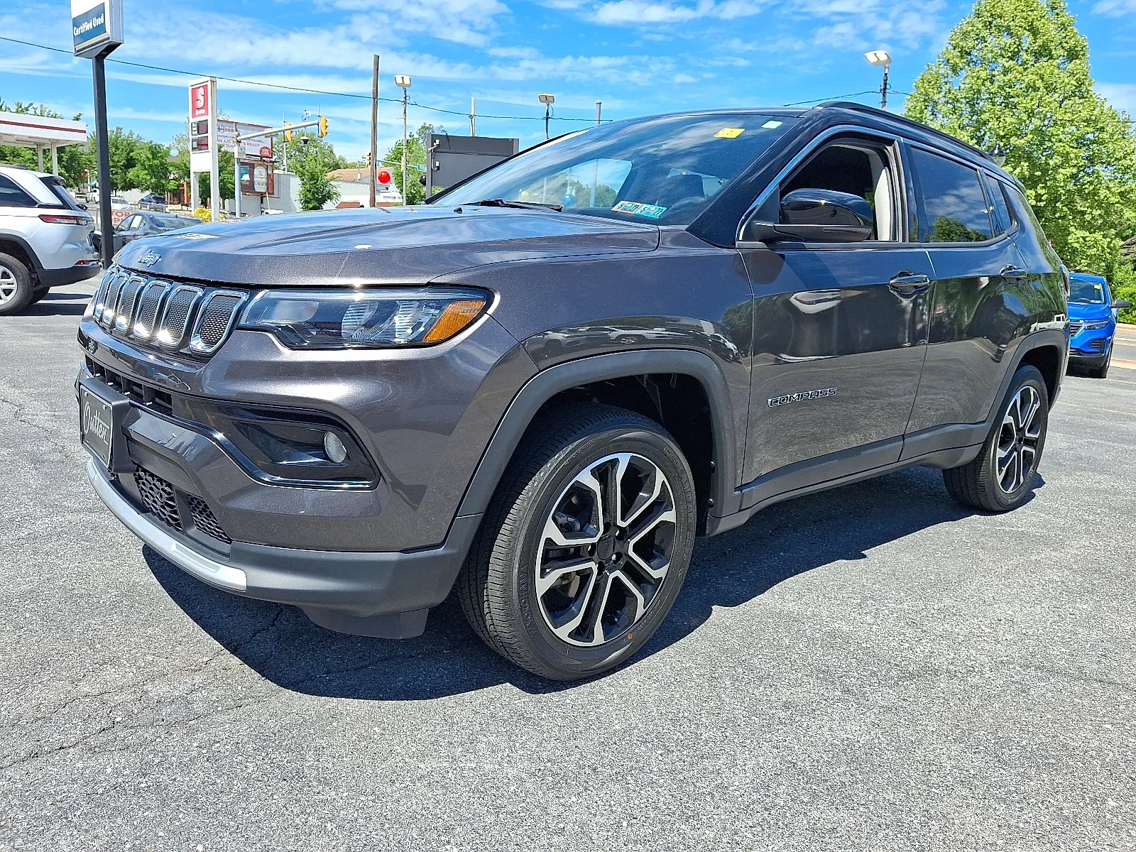 Gray 2022 Jeep Compass Limited 4x4 for sale in Allentown, PA