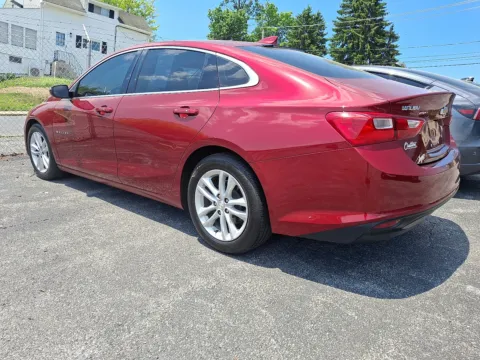 More photos of 2018 Chevrolet Malibu LT at Outten Chevrolet Allentown, PA