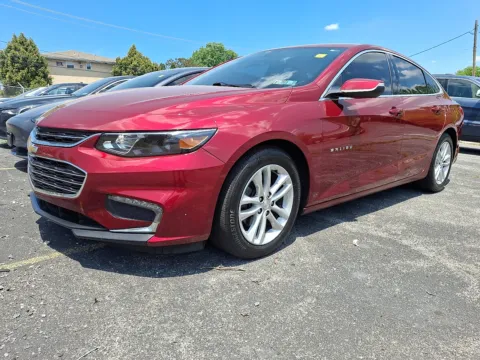 Red 2018 Chevrolet Malibu LT for sale in Allentown, PA