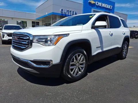 White 2019 GMC Acadia SLE-2 for sale in Allentown, PA