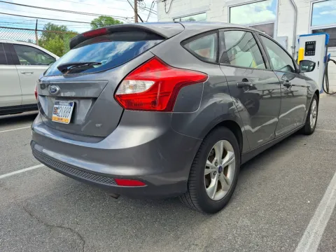 Another view of 2012 Ford Focus SE for sale in Allentown, PA at Outten Chevrolet Allentown