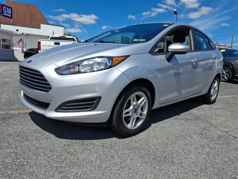 Silver 2019 Ford Fiesta SE for sale in Allentown, PA