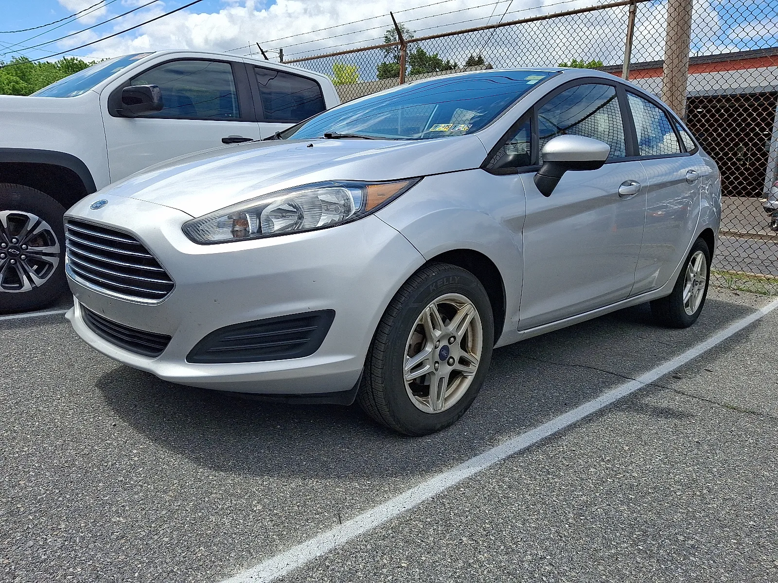 2019 Ford Fiesta SE Sedan's photo